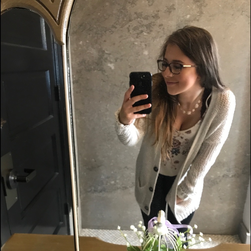 Meet your Posher, Megan